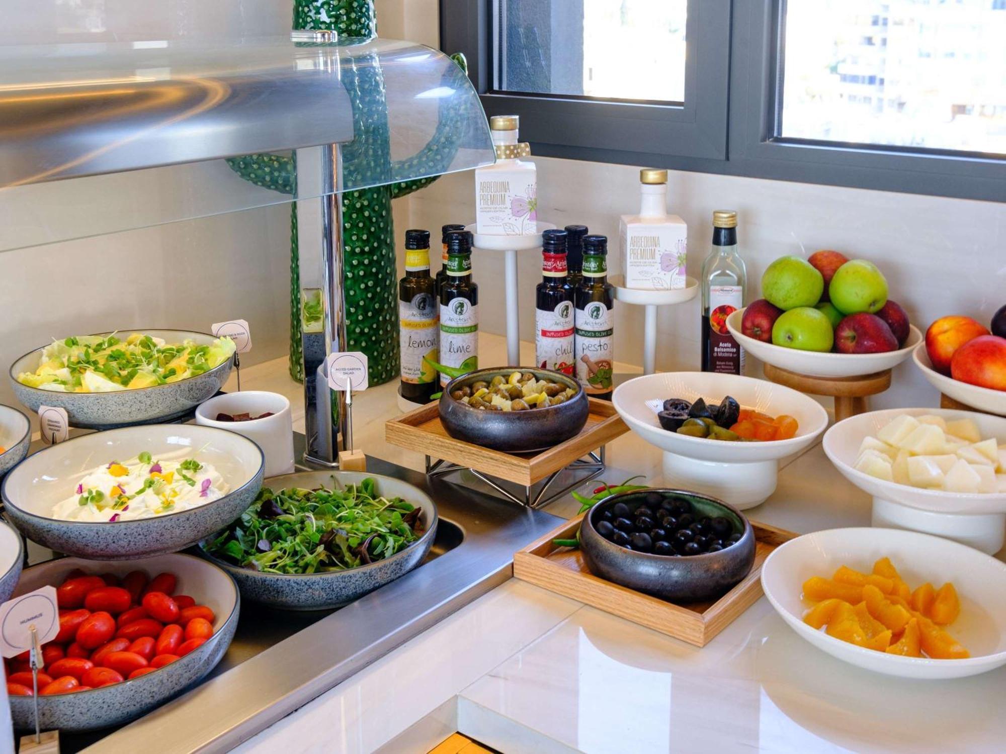 Mercure Larnaca City Extérieur photo