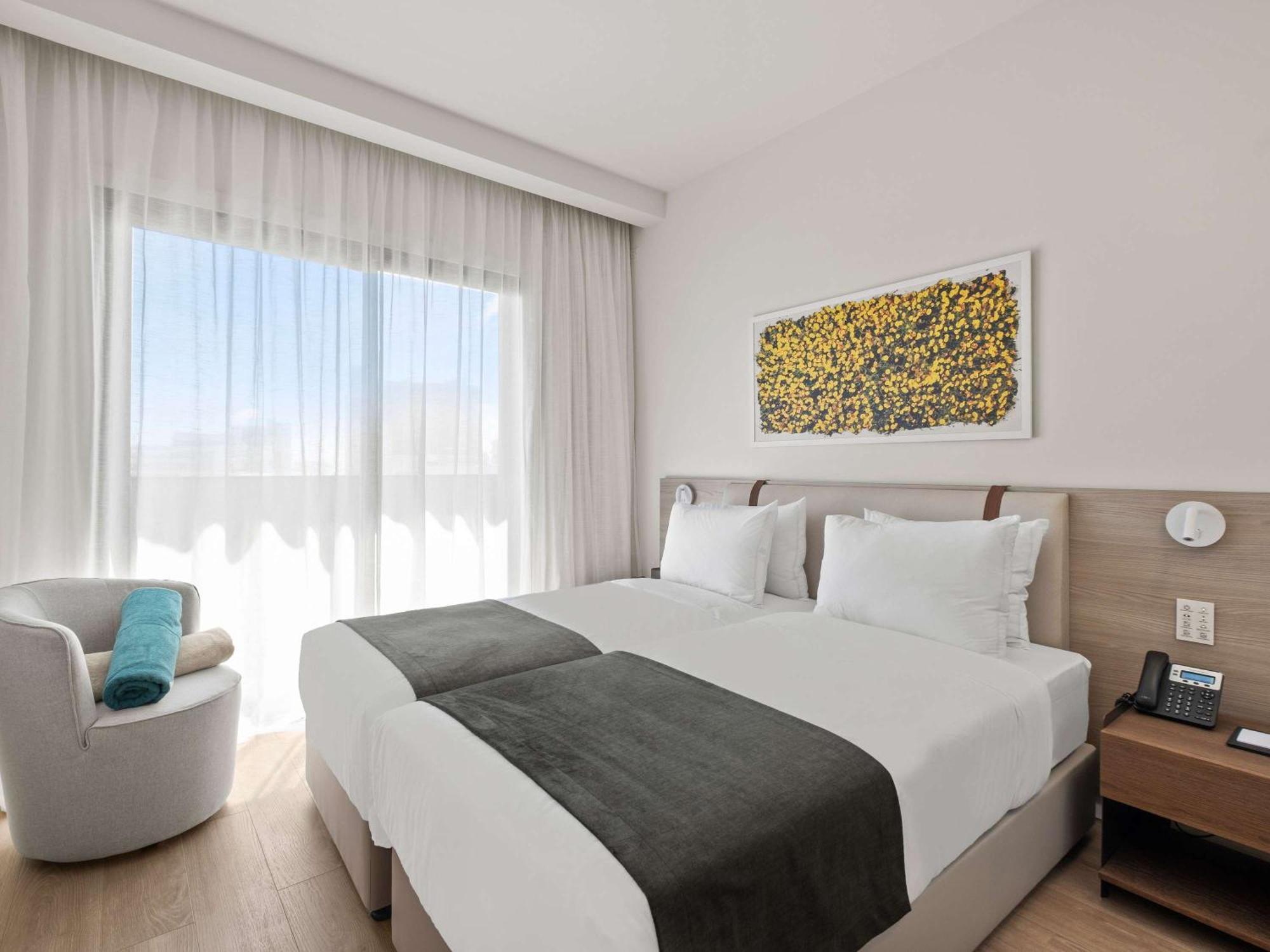 Mercure Larnaca City Extérieur photo