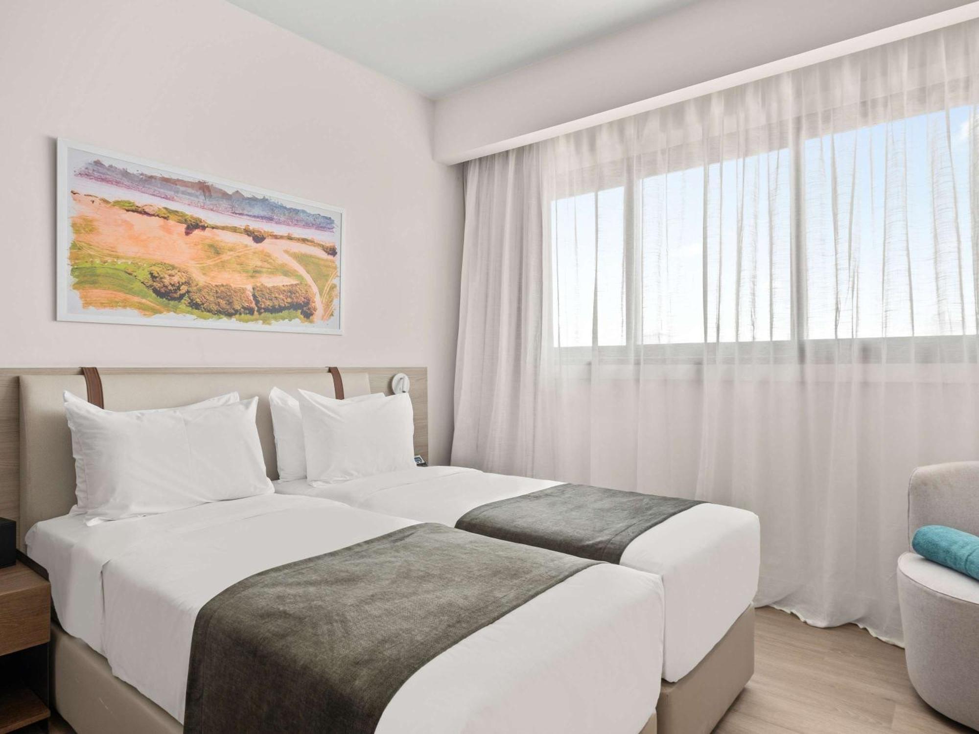 Mercure Larnaca City Extérieur photo