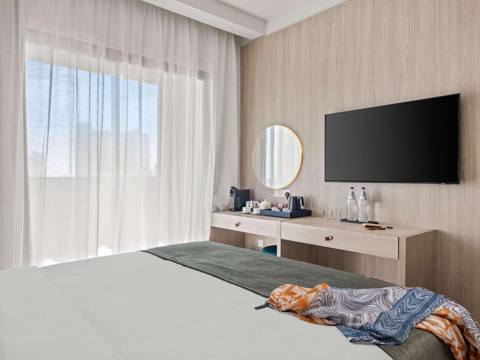 Mercure Larnaca City Extérieur photo